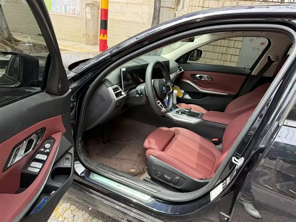 BMW 3 Series 3 2026 330Li M Sport