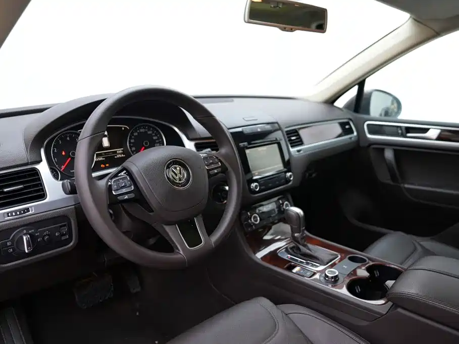 Volkswagen Touareg — миниатюра 7