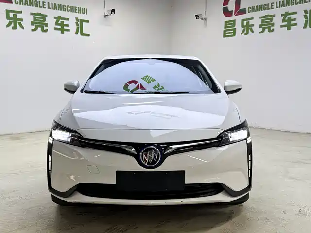 BUICK SLIGHTLY BLUE 6 2024