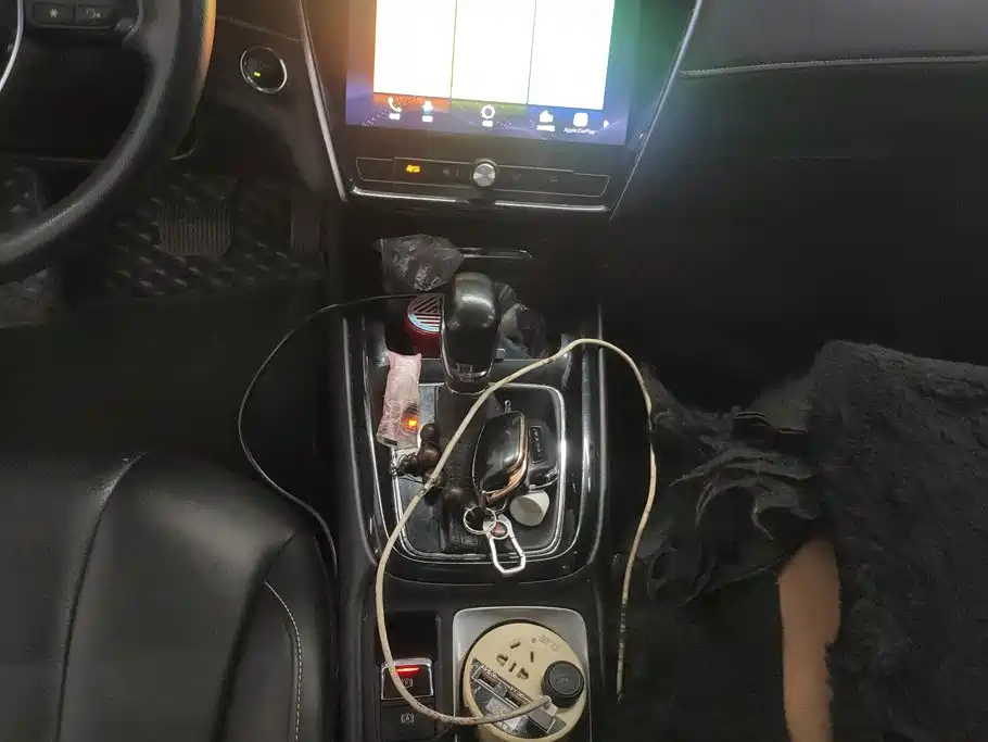 Roewe i5 — миниатюра 16