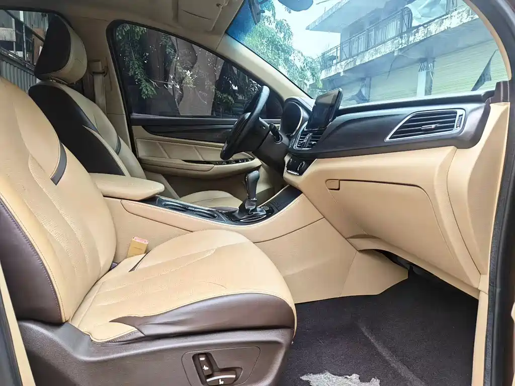 Baojun 730 — миниатюра 6