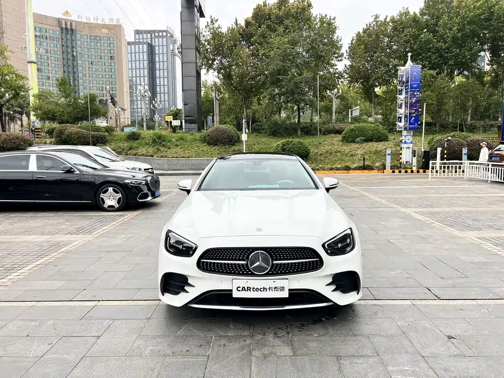 Mercedes-Benz E-Class (Import) — миниатюра 9