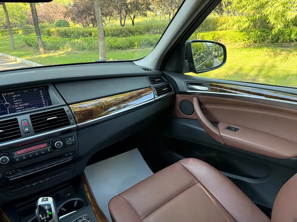 BMW X5 (Import) — миниатюра 28
