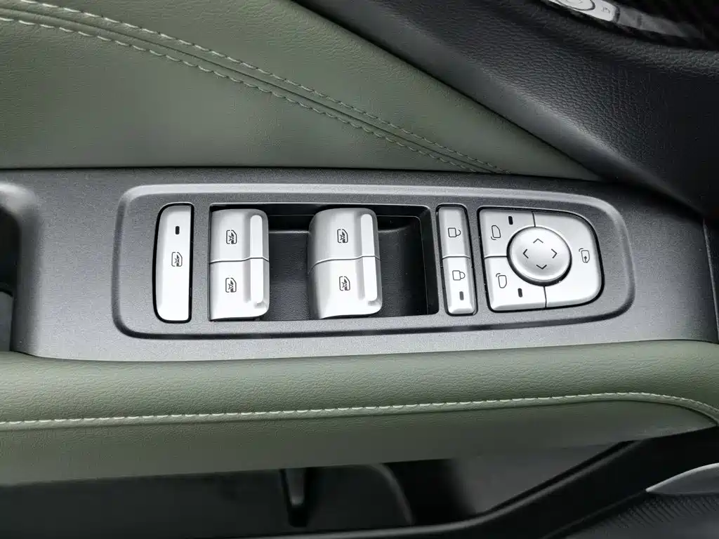 Baojun YepPlus Plus 2026 301km Flagship