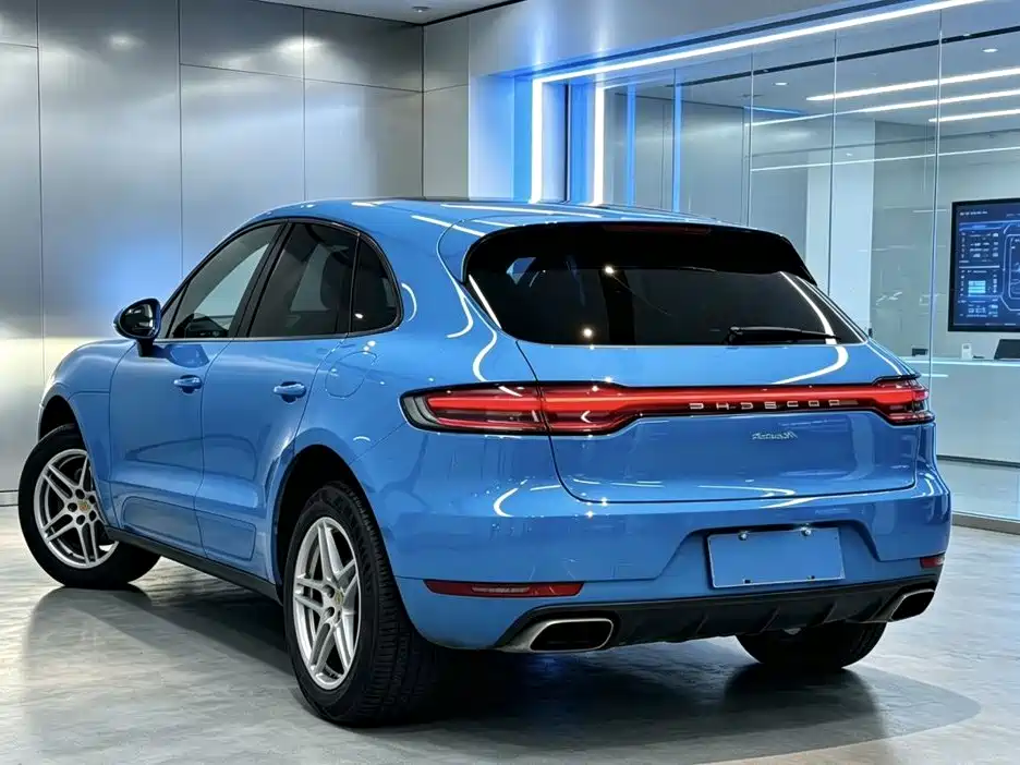 Porsche Macan — миниатюра 9