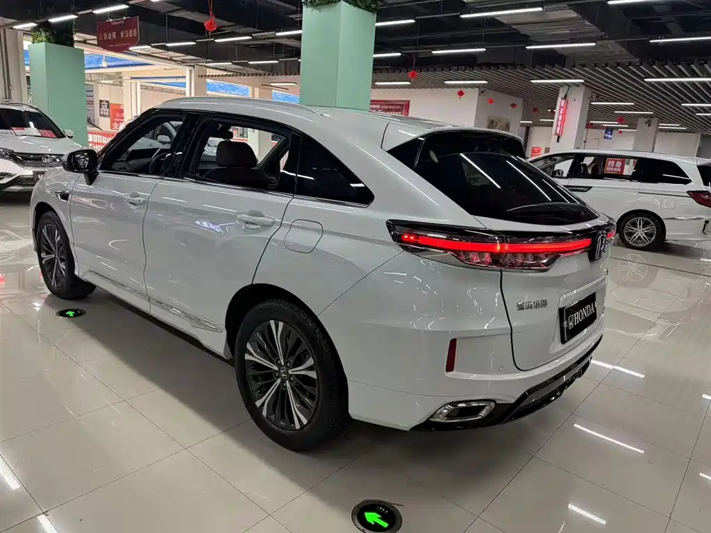 Honda UR-V 2020 370TURBO