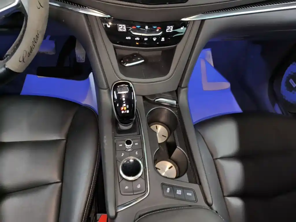 Cadillac XT5 — миниатюра 14