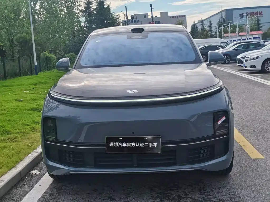 Li Auto Li L8 — миниатюра 2