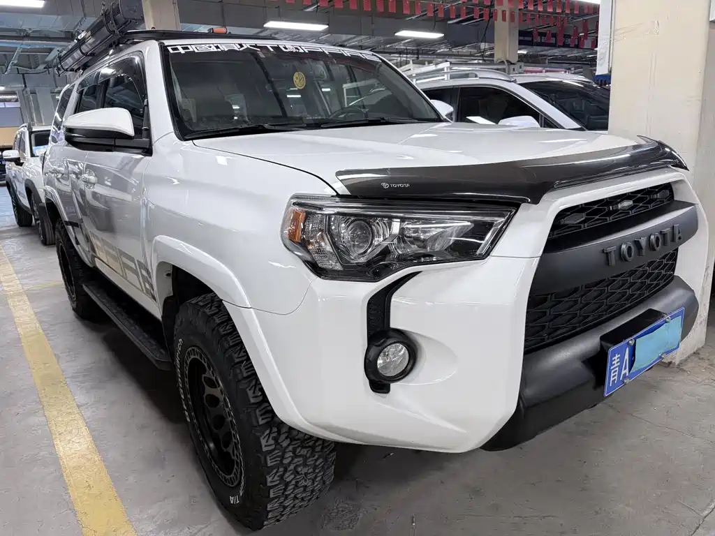 Toyota 4Runner 2019 4.0L AT
