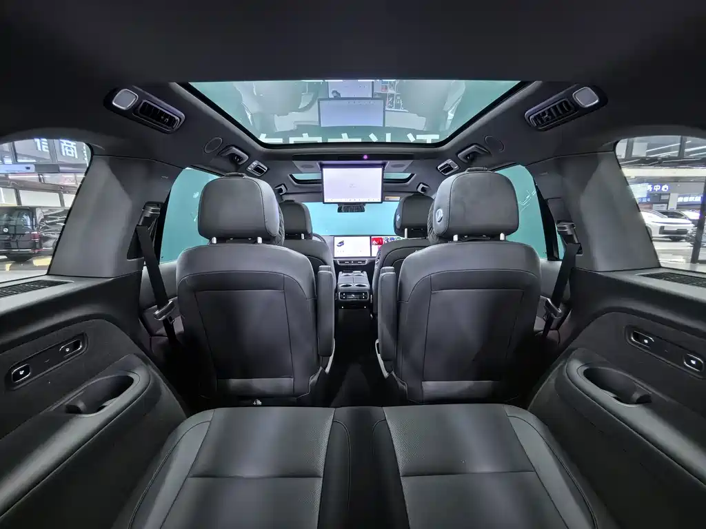 Li Auto Li L8 — миниатюра 5