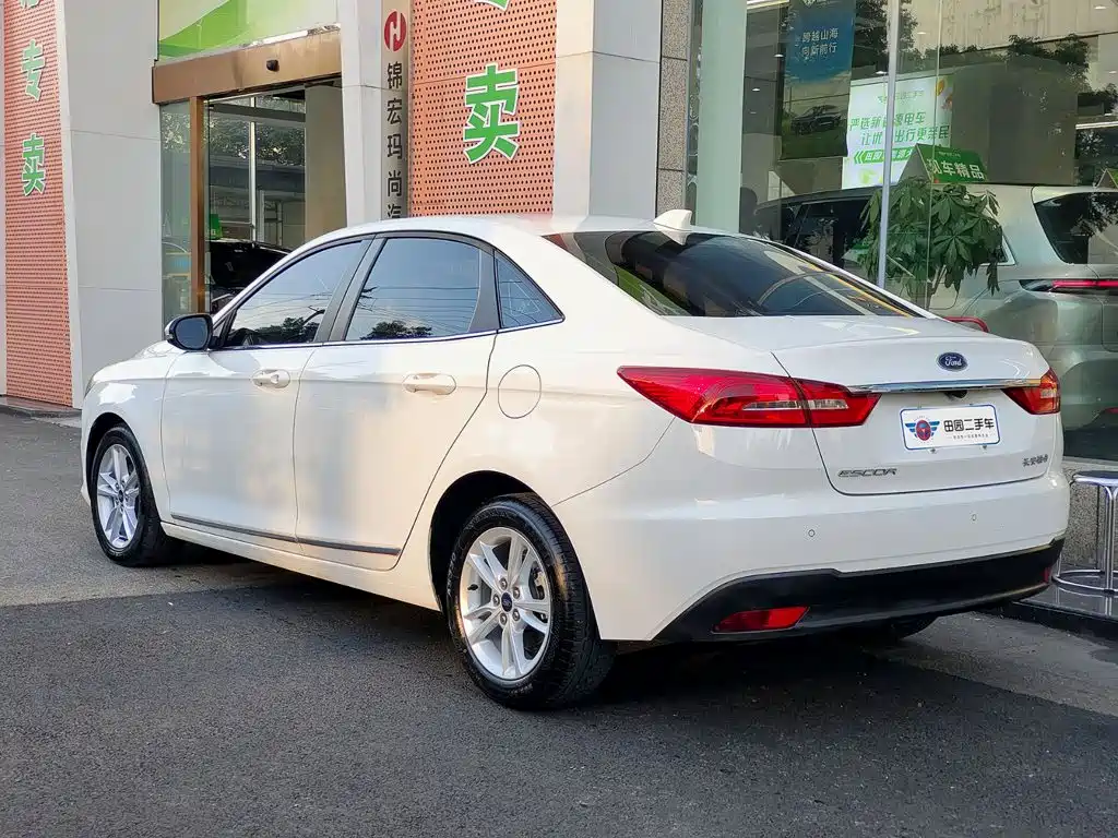 Ford Escort — миниатюра 4