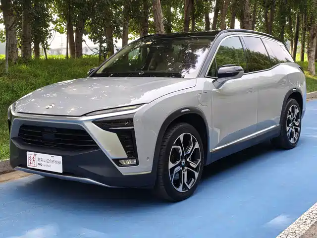 2021 Nio ES8