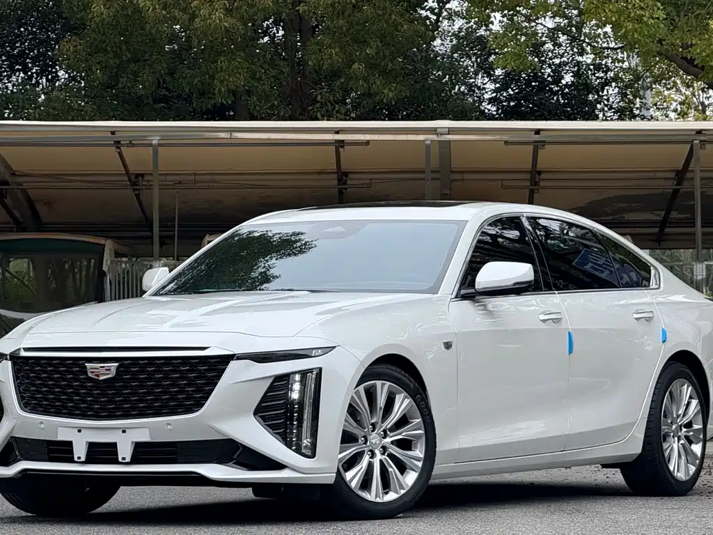 CADILLAC CT6
