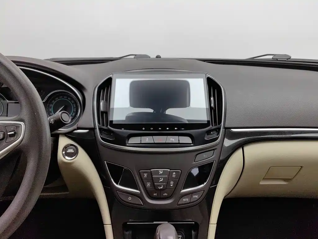 Buick Regal — миниатюра 12