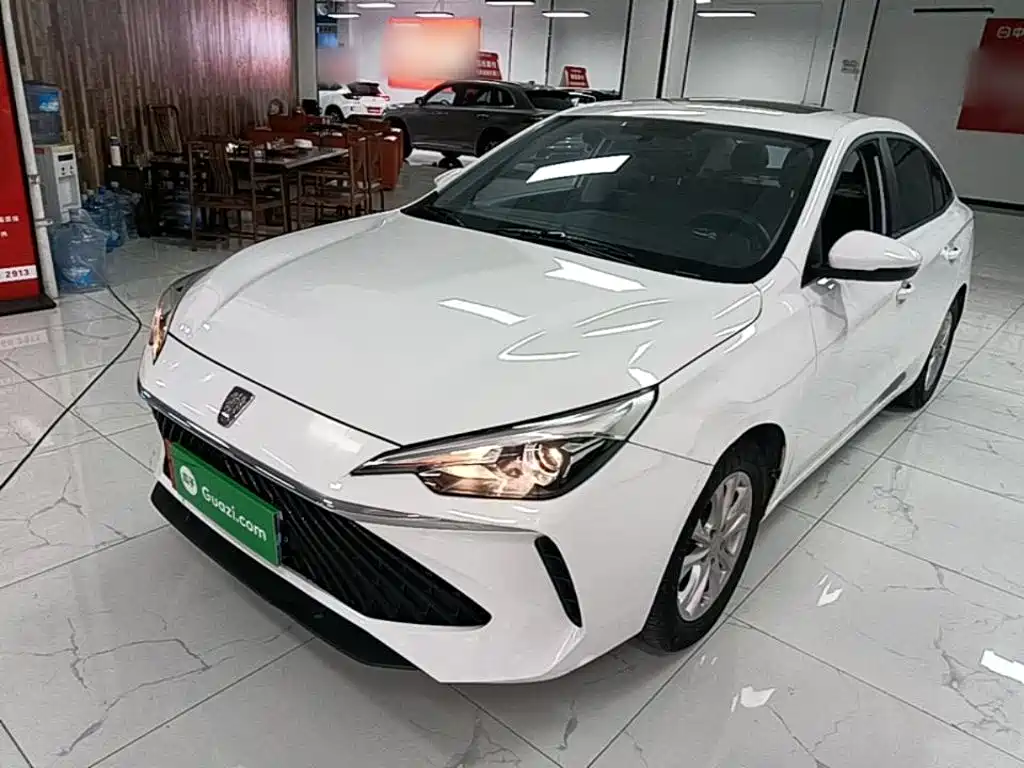 Roewe i5