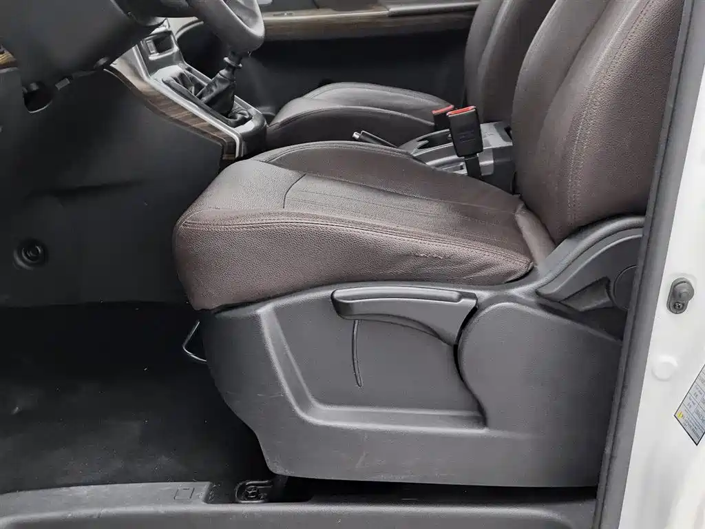 DONGFENG LINGZHI PLUS