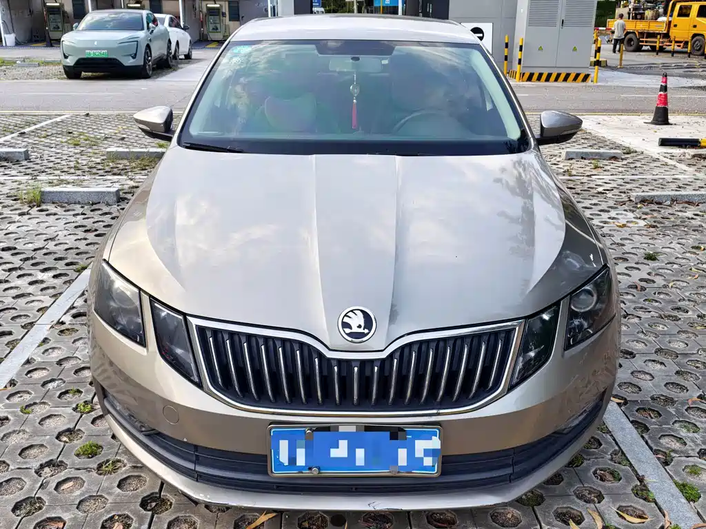 Skoda Octavia — миниатюра 2