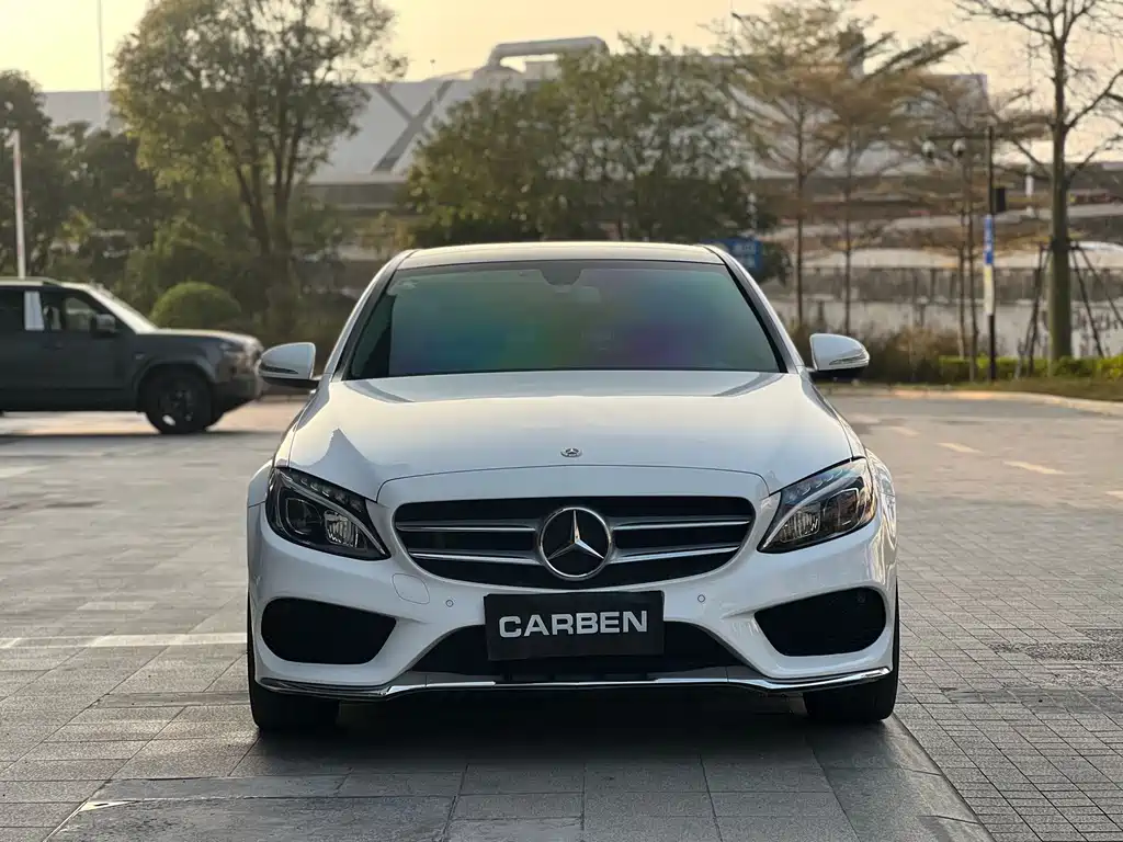 Mercedes-Benz C-Class — миниатюра 3