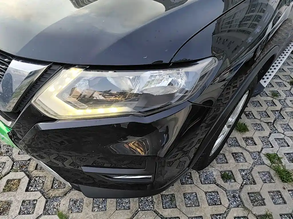 Nissan X-Trail — миниатюра 24