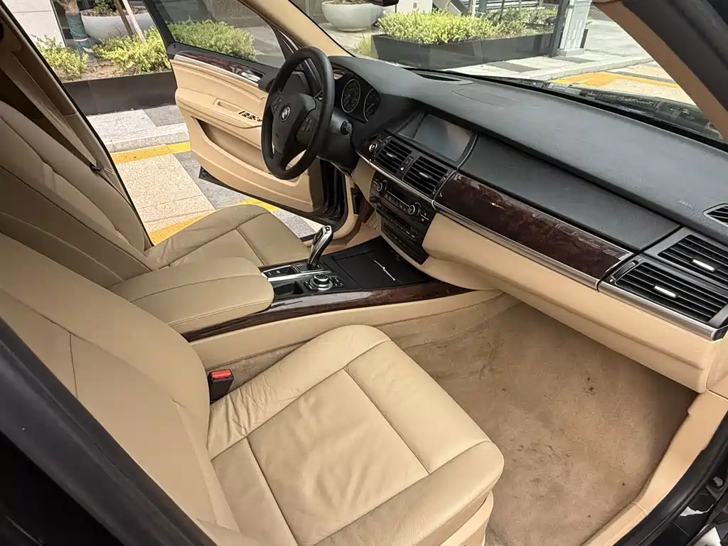 BMW X5 (Import) — миниатюра 13