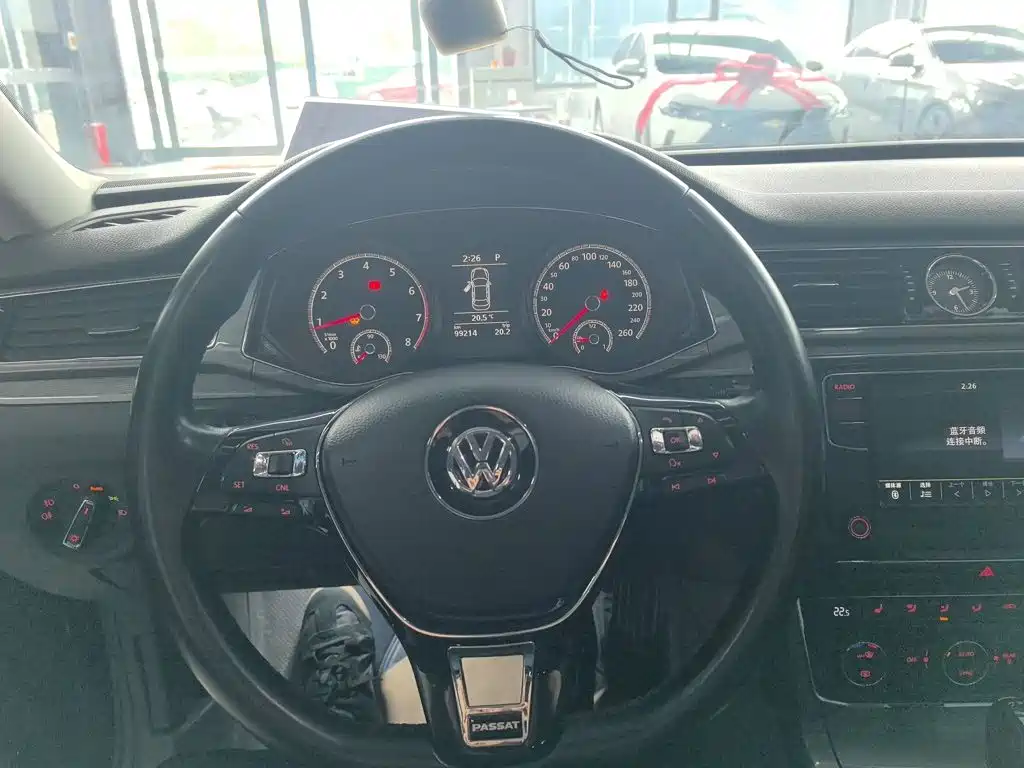 Volkswagen Passat — миниатюра 4