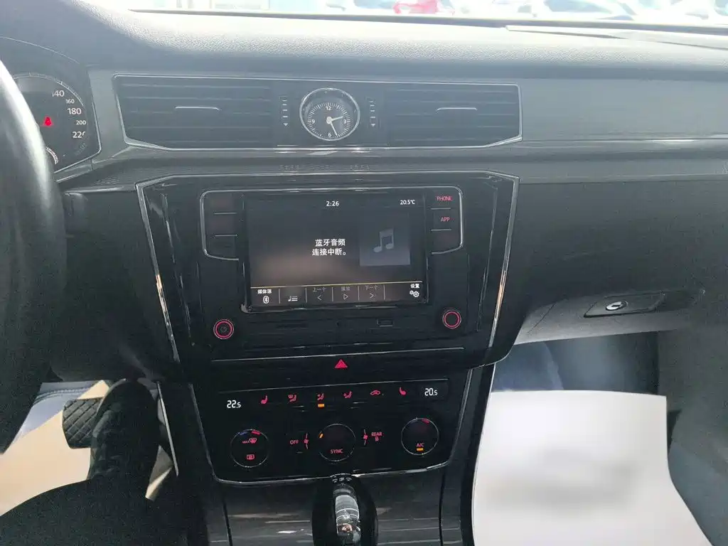 Volkswagen Passat — миниатюра 7