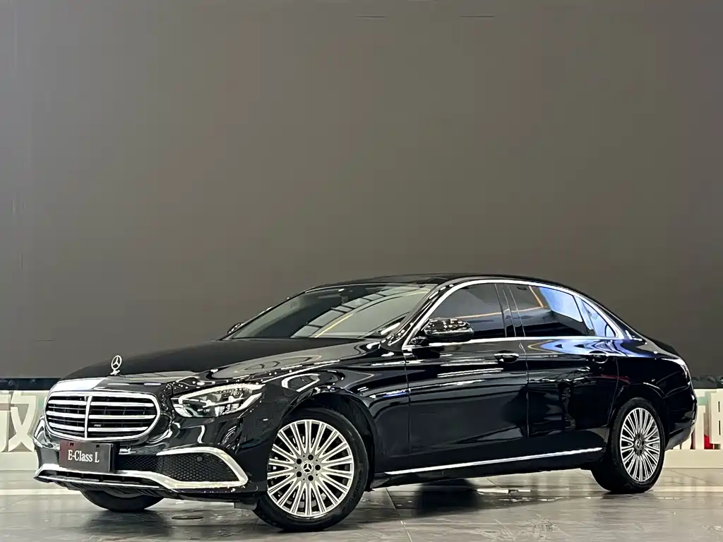 Mercedes-Benz E-Class 2023