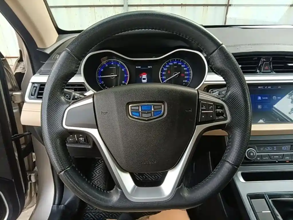Geely Emgrand — миниатюра 11