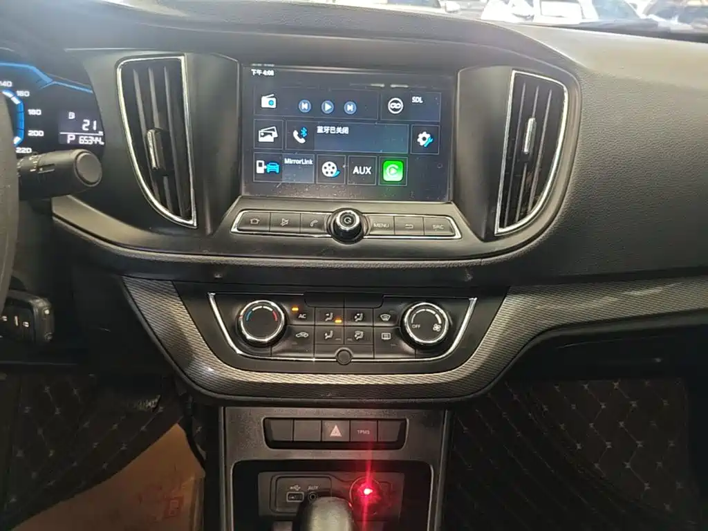 Roewe 360 — миниатюра 13