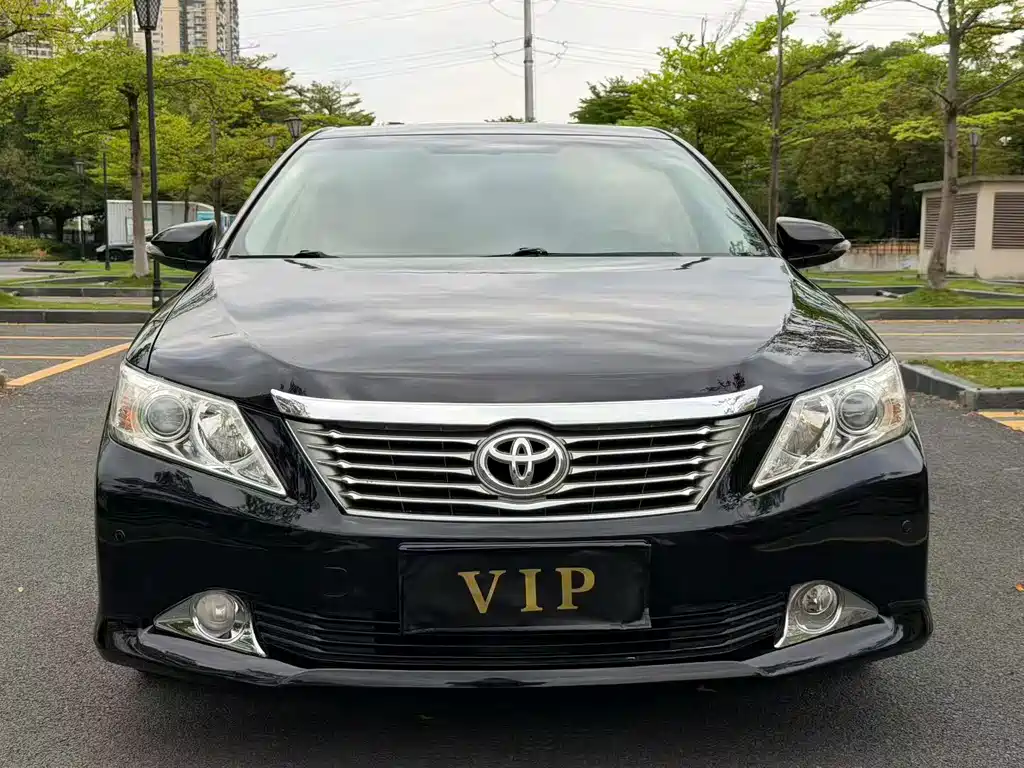 Toyota Camry — миниатюра 2