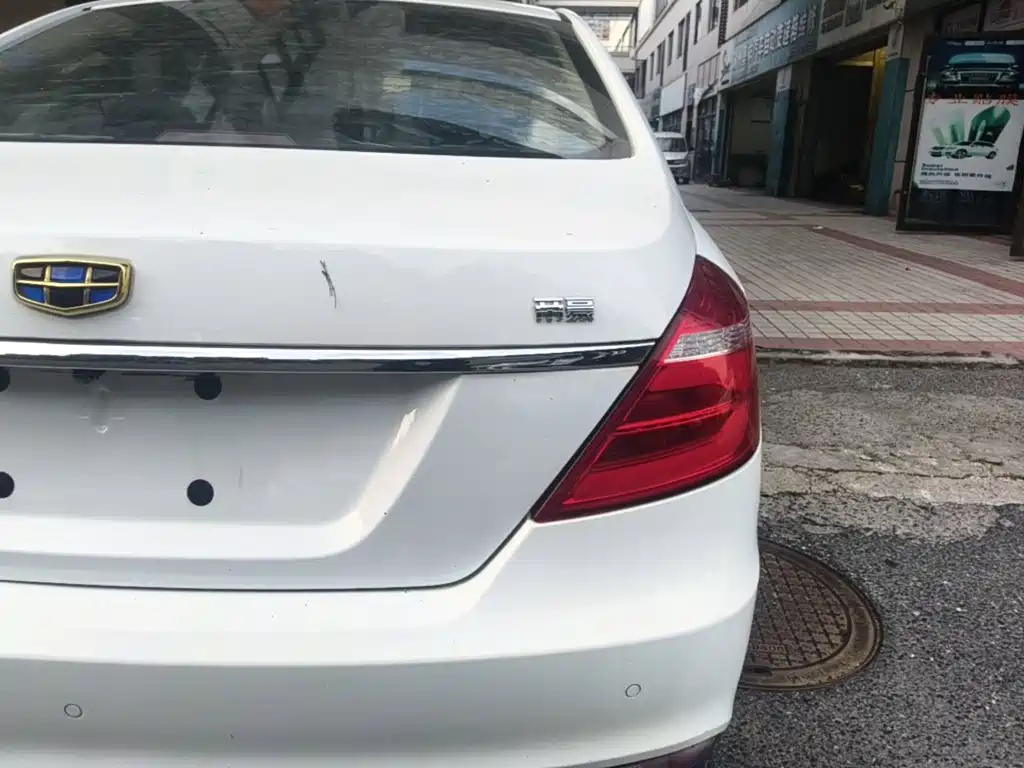 Geely Emgrand — миниатюра 8