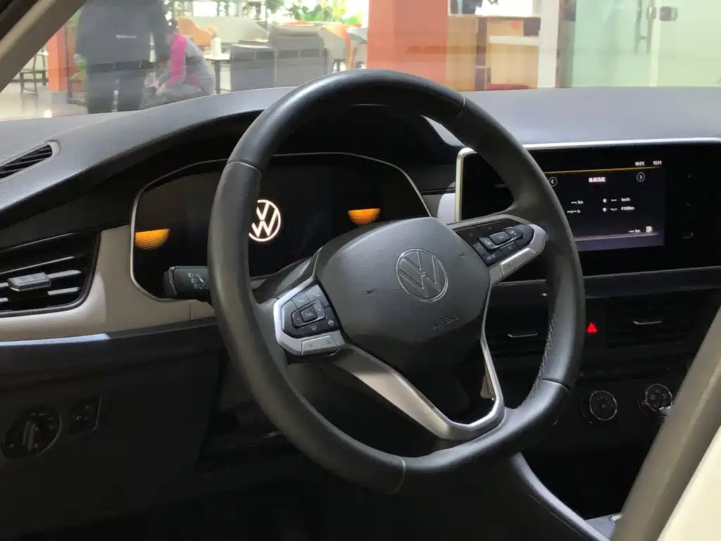 Volkswagen Bora — миниатюра 6
