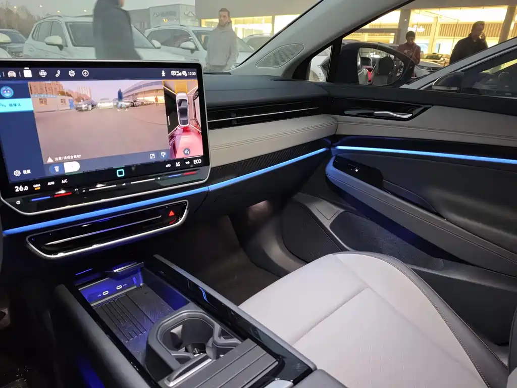 VOLKSWAGEN ID.7 VIZZION