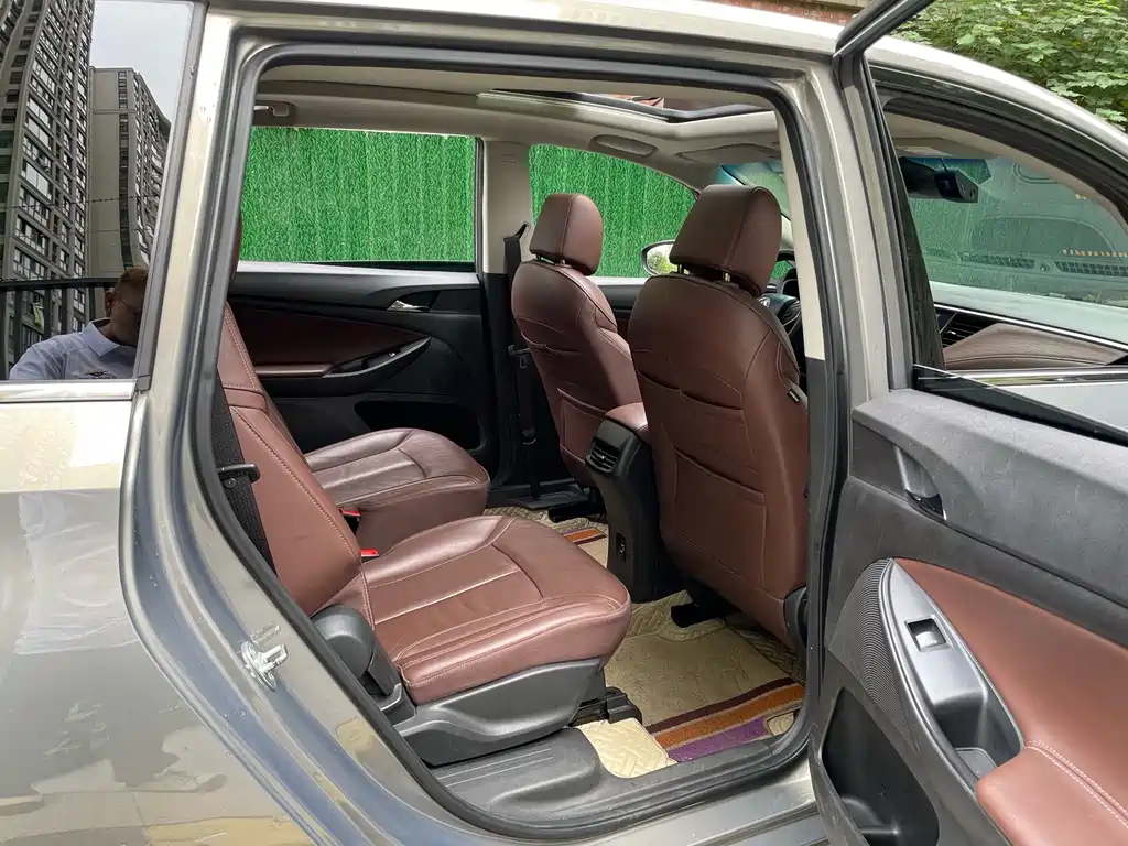 Buick GL6 — миниатюра 13