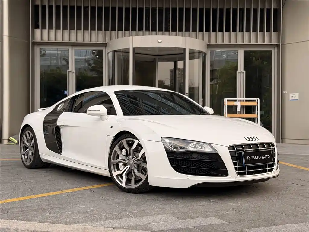 Audi R8 — миниатюра 4