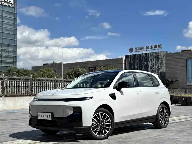 2025 Leapmotor B10
