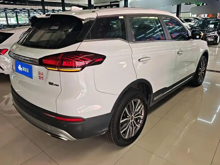 Geely Boyue — миниатюра 3