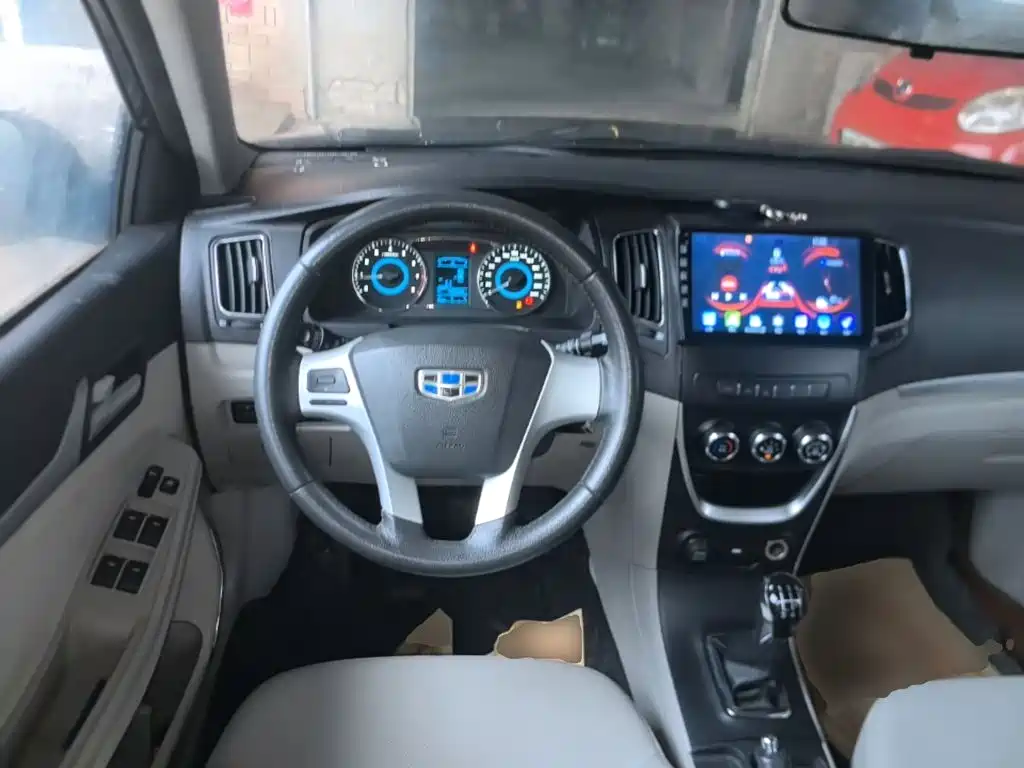 Geely Vision — миниатюра 11