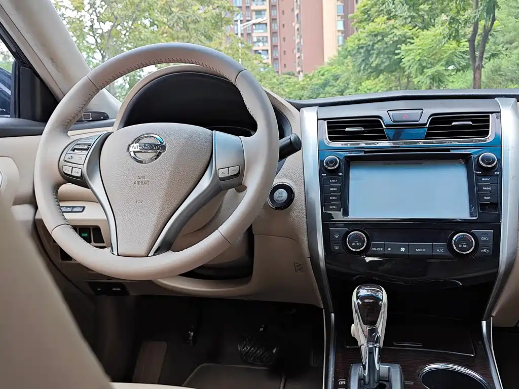 Nissan Teana — миниатюра 5