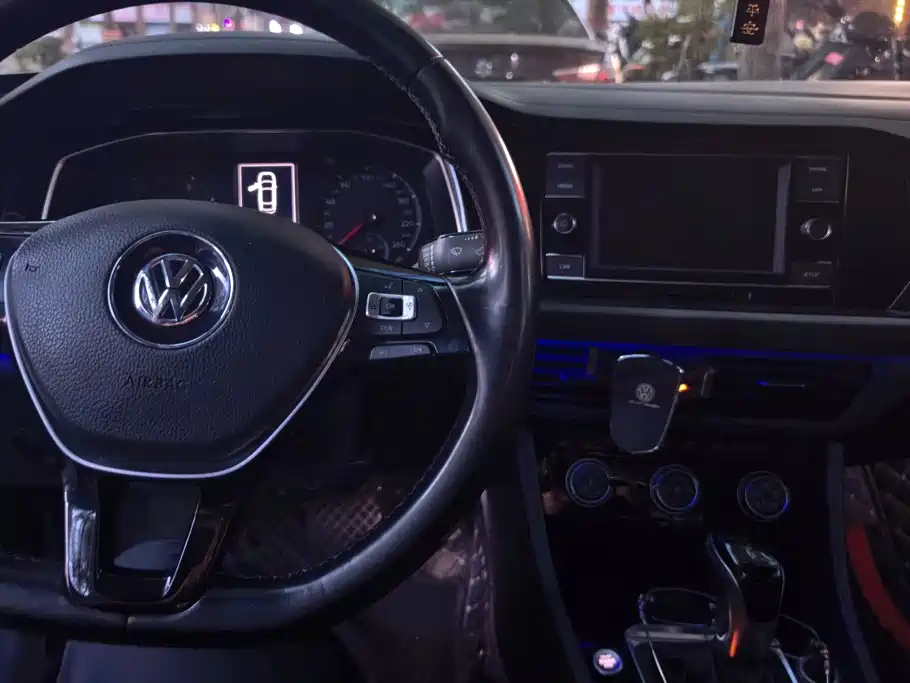 Volkswagen Sagitar — миниатюра 12