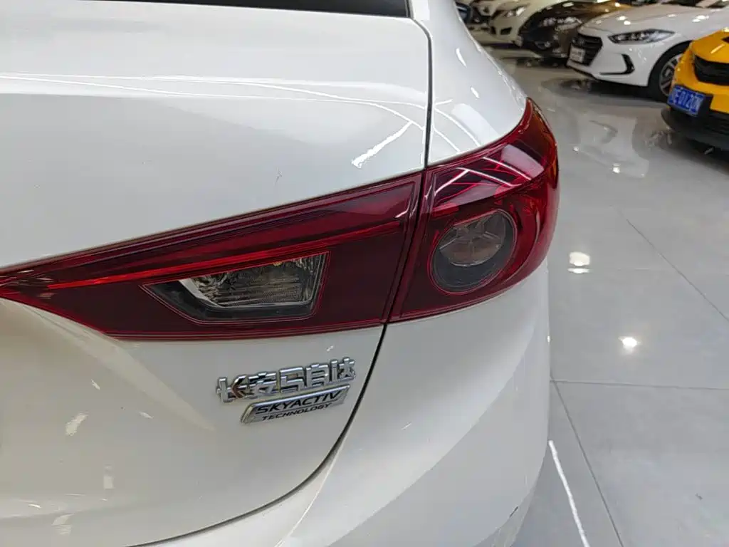 Mazda 3 Axela — миниатюра 24