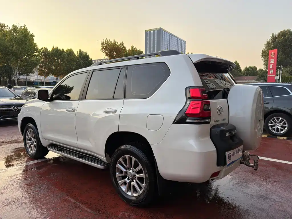 Toyota Prado — миниатюра 4