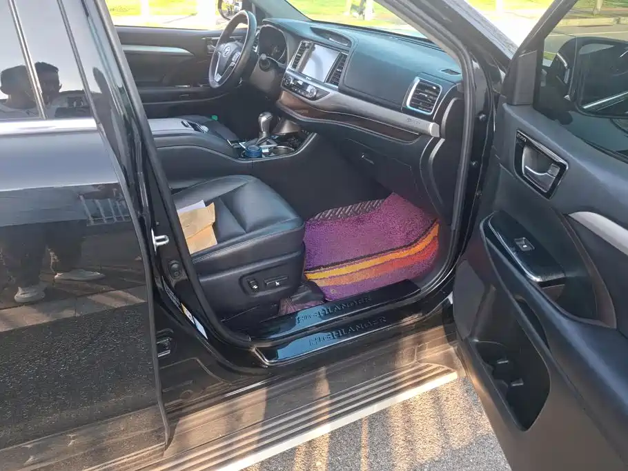 Toyota Highlander — миниатюра 8
