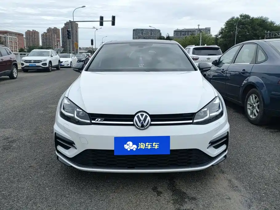 Volkswagen Golf — миниатюра 2