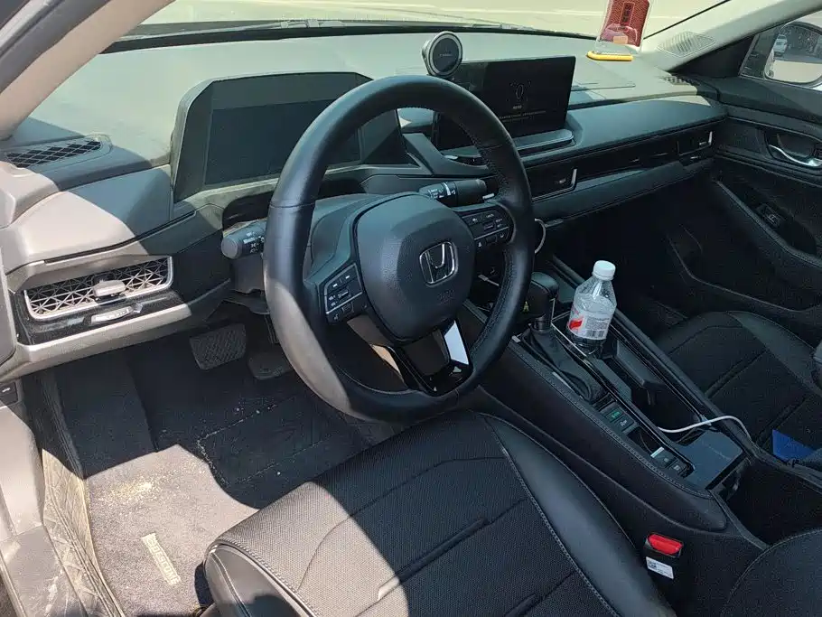 Honda Inspire — миниатюра 12