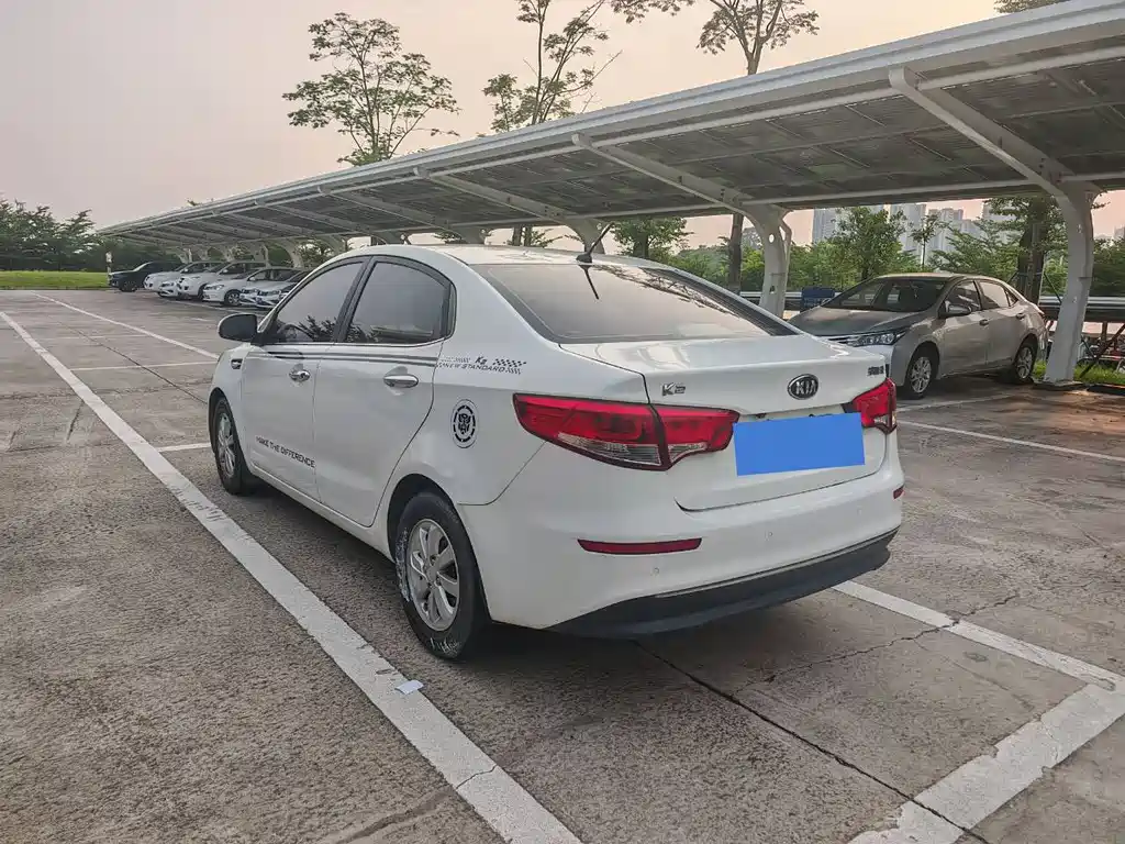 Kia K2 — миниатюра 9