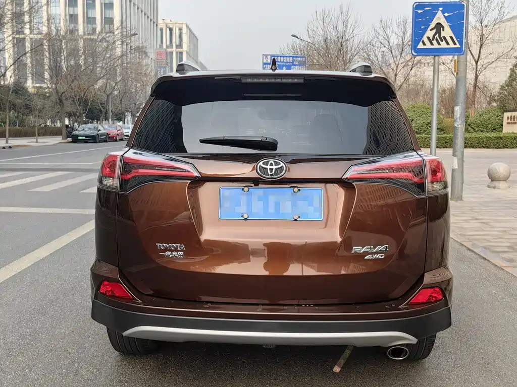 TOYOTA RAV4 RONGFANG