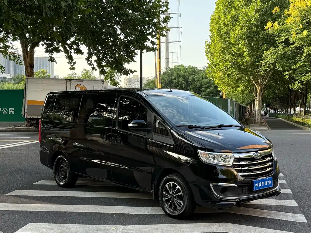 JAC Refine Refine M3 — миниатюра 3