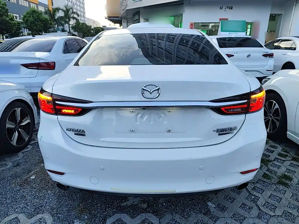 Mazda Atenza — миниатюра 6