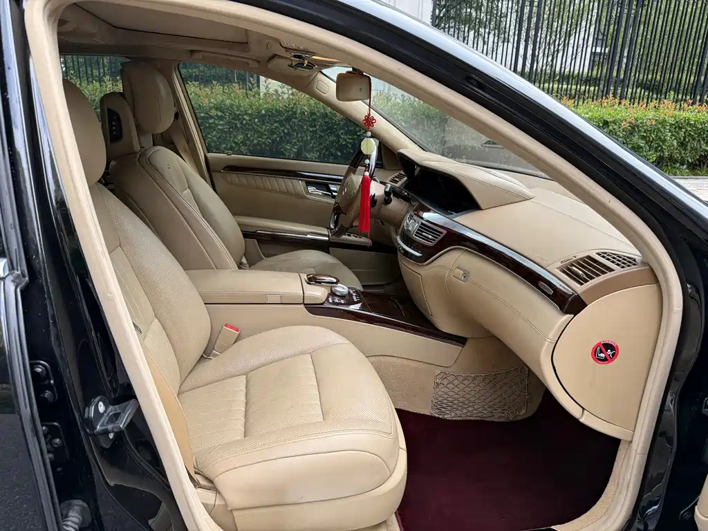Mercedes-Benz S-Class — миниатюра 10